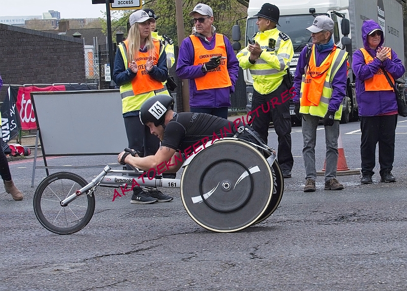 20230423LONDONMARATHON0048A.JPG