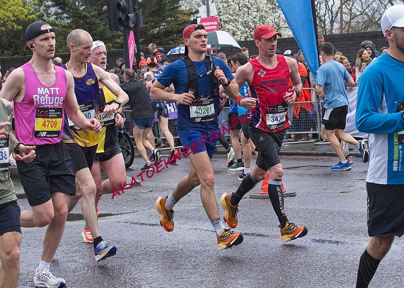 20230423LONDONMARATHON0671A.JPG