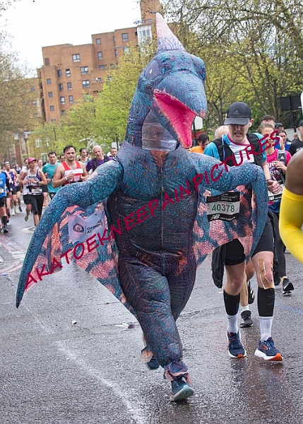 20230423LONDONMARATHON0803A.JPG