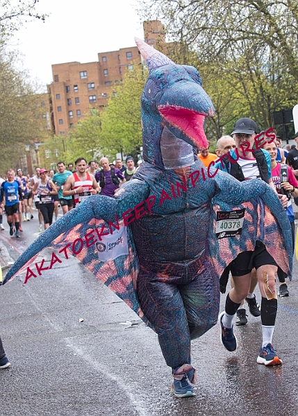20230423LONDONMARATHON0804A.JPG